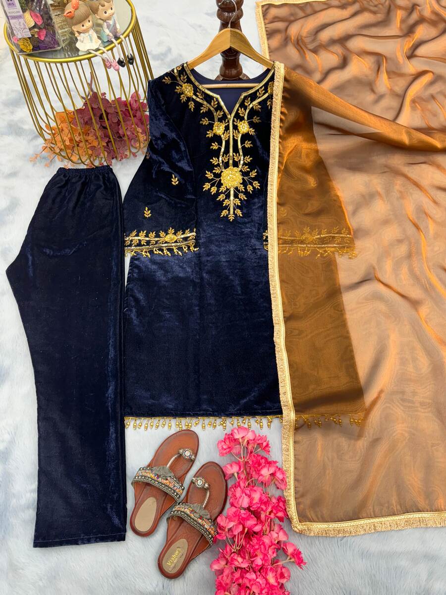 FANCY VISCOSE VELVET EMBROIDERY SEQUENCE WORK WITH BELL SLEEVE AND LATKAN TOP BOTTOM WITH DUPATTA