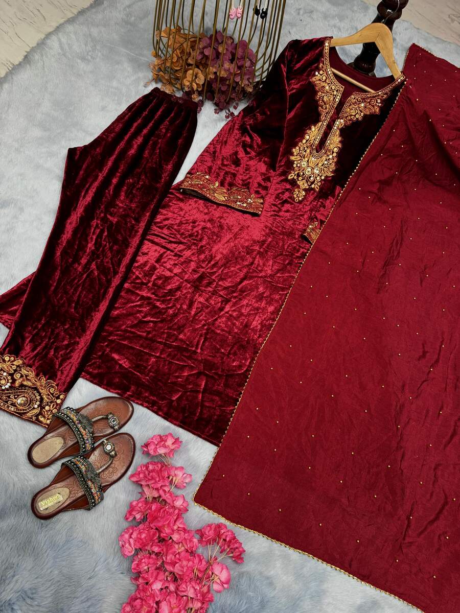 FASHIONABLE VELVET EMBROIDERY SEQUENCE WORK TOP BOTTOM WITH DUPATTA MAROON