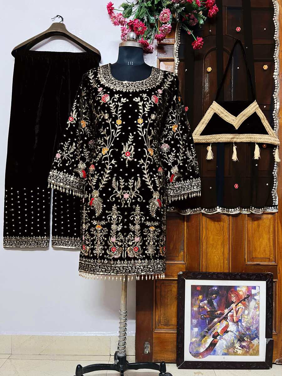 DESIGNER VELVET EMBROIDERY THREAD SEQUENCE WORK TOP PALAZZO WITH DUPATTA