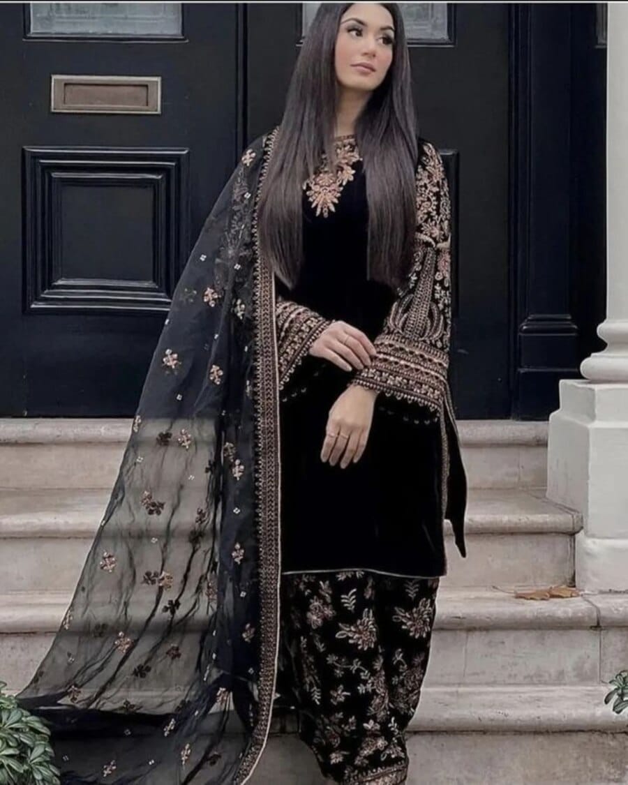 VELVET EMBRODIERY SEQUENCE TOP BOTTOM WITH DUPATTA BROWN
