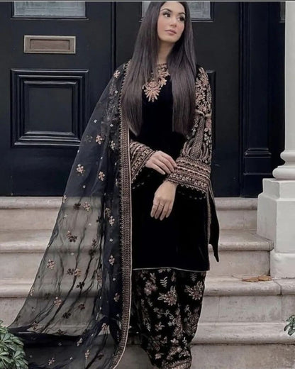VELVET EMBRODIERY SEQUENCE TOP BOTTOM WITH DUPATTA BROWN