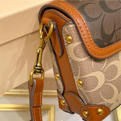 High-end carriage crossbody bag